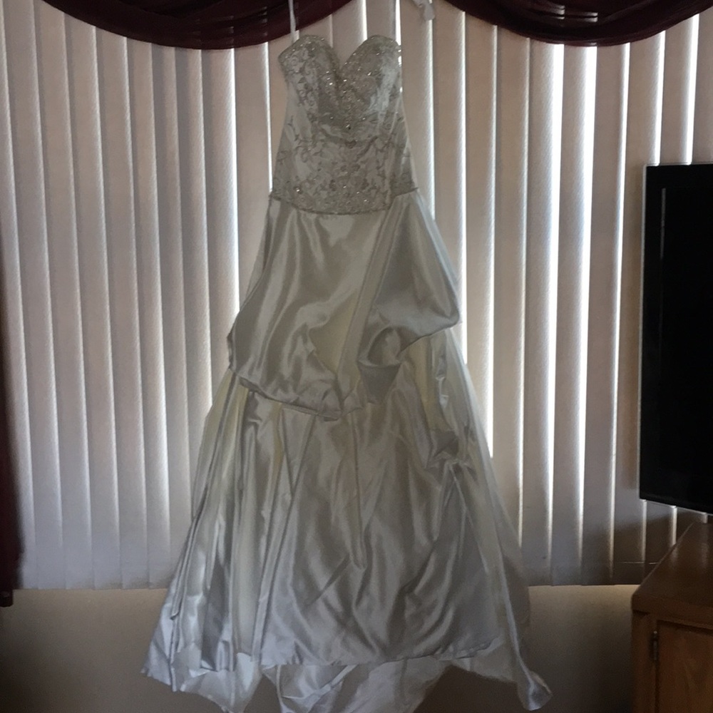 NWT ALFRED ANGELO WEDDING GOWN - Picture 5 of 8